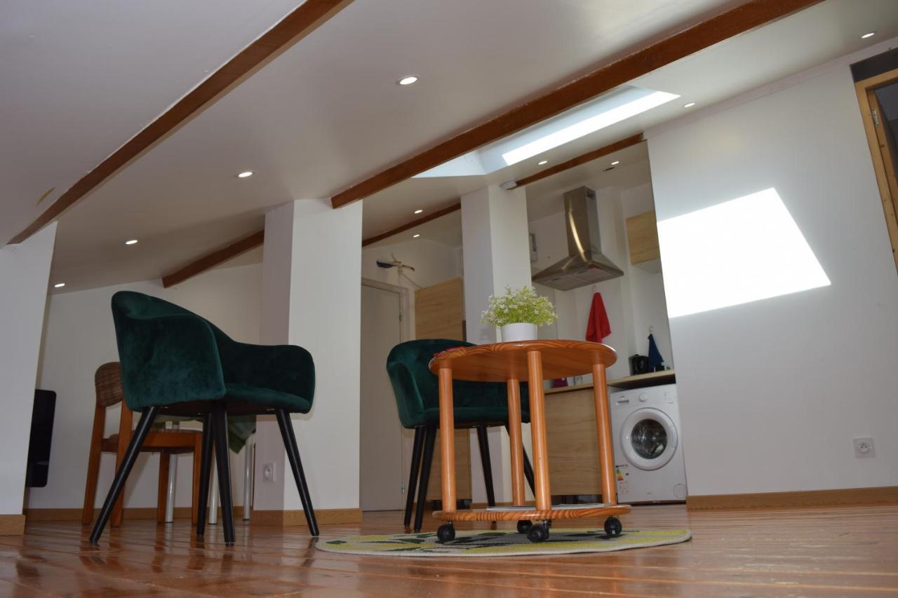 La Joie Dans Quartier Chic Appartement *