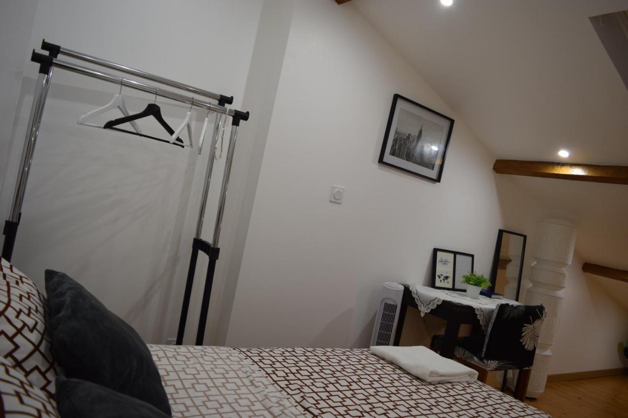 La Joie Dans Quartier Chic Apartment *